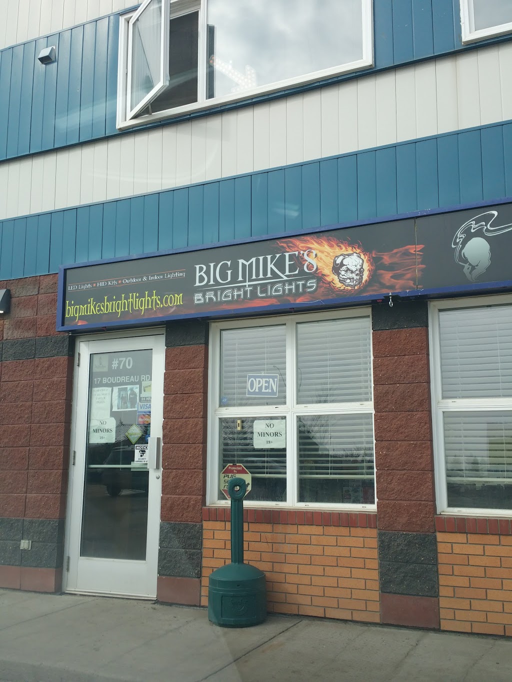 Big Mikes Bright Lights | 17 Boudreau Rd unit 70, St. Albert, AB T8N 7K5, Canada | Phone: (780) 721-6345