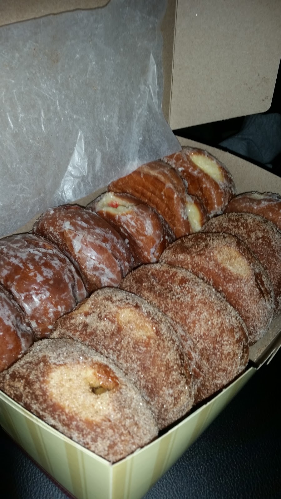 Global Donuts & Deli | 1603 London Line, Sarnia, ON N7W 1A8, Canada | Phone: (519) 542-6121