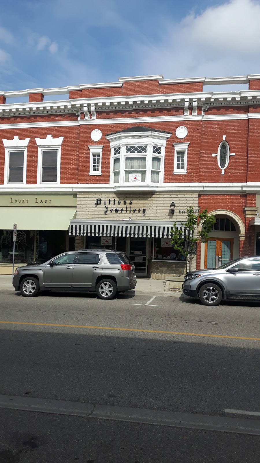 Mittons Jewellers | 10 Main St E, Ridgetown, ON N0P 2C0, Canada | Phone: (519) 674-5554