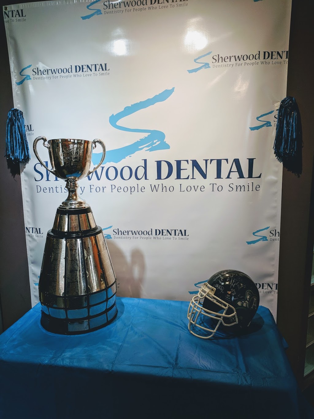 Sherwood Dental | dentist | 2892 S Sheridan Way, Oakville, ON L6J 7L4, Canada | 8449518855 OR +1 844-951-8855