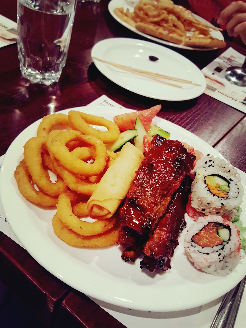 Fu Lam | 1600 Boulevard le Corbusier, Laval, QC H7S 1Y9, Canada | Phone: (450) 682-6668