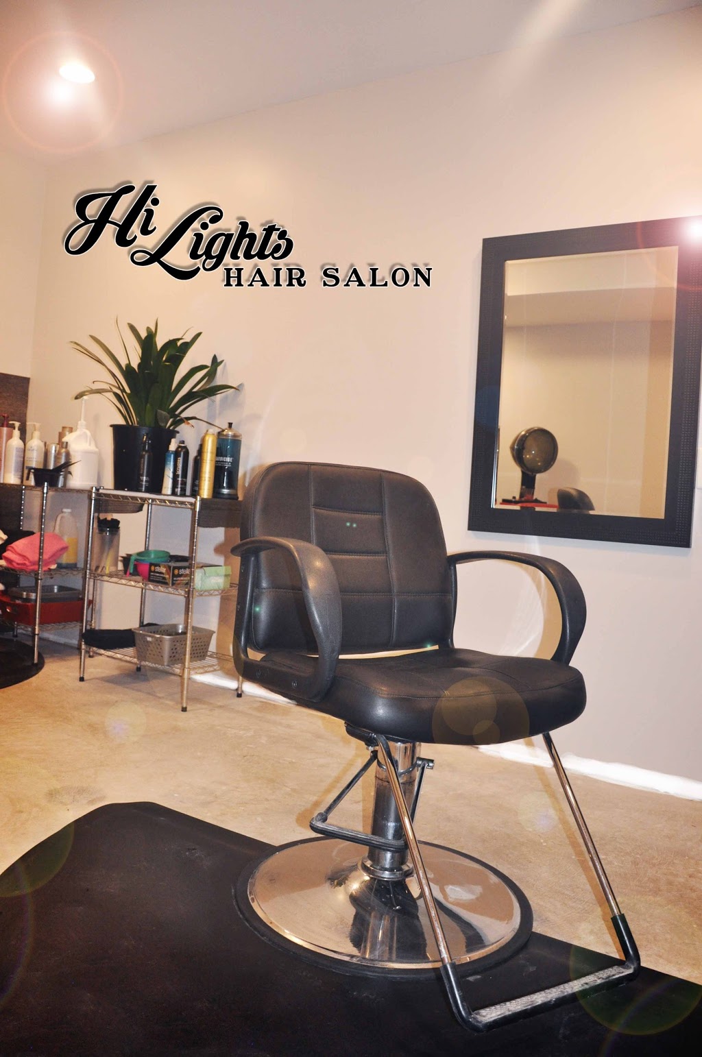 Hi Lights Hair Salon | 98 Oliver Crescent, Thamesford, ON N0M 2M0, Canada | Phone: (519) 303-5757