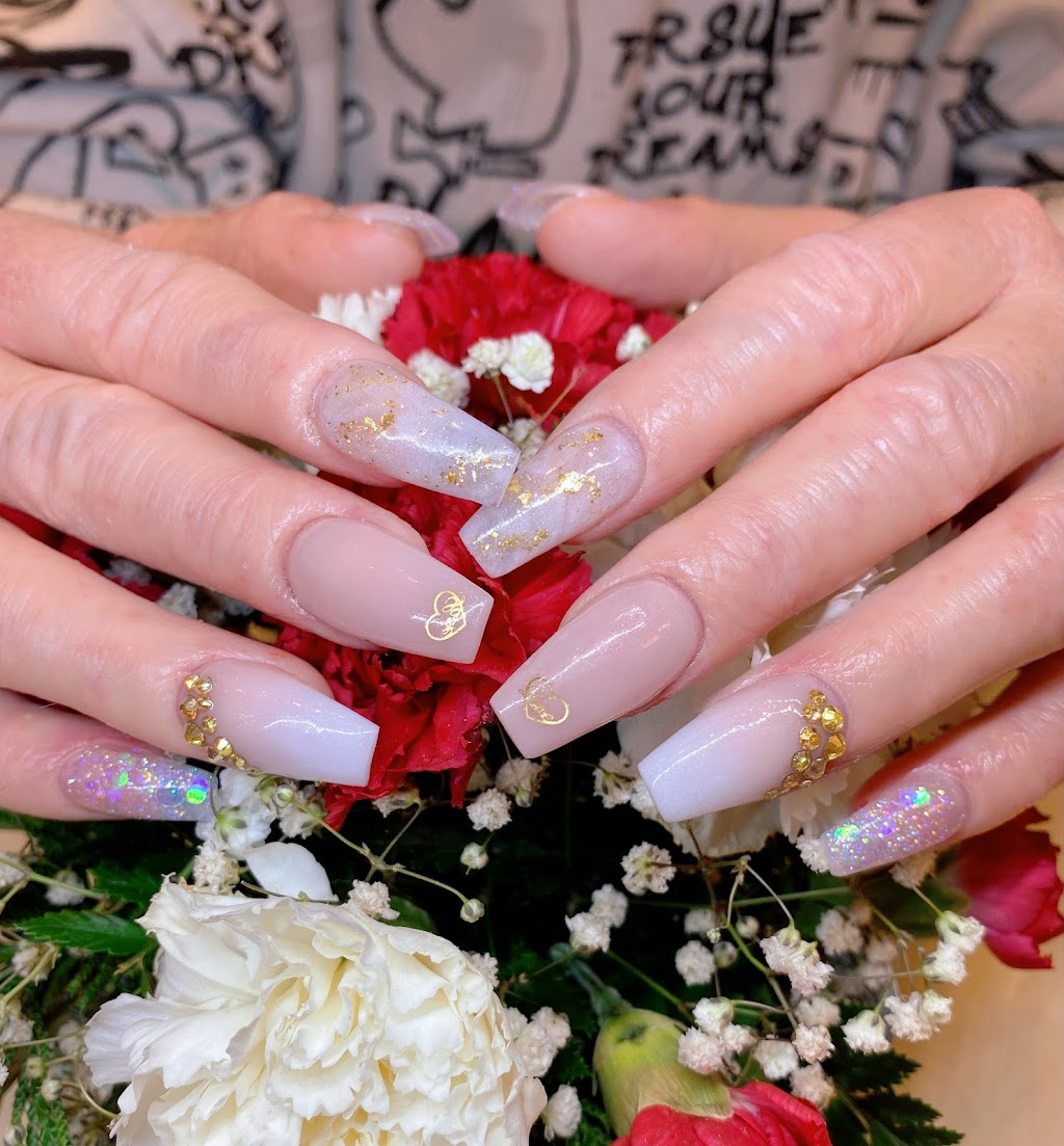 K & K Nail Spa | 5A - 370, Trans-Canada Hwy, Ladysmith, BC V9G 1T9, Canada | Phone: (250) 924-3388