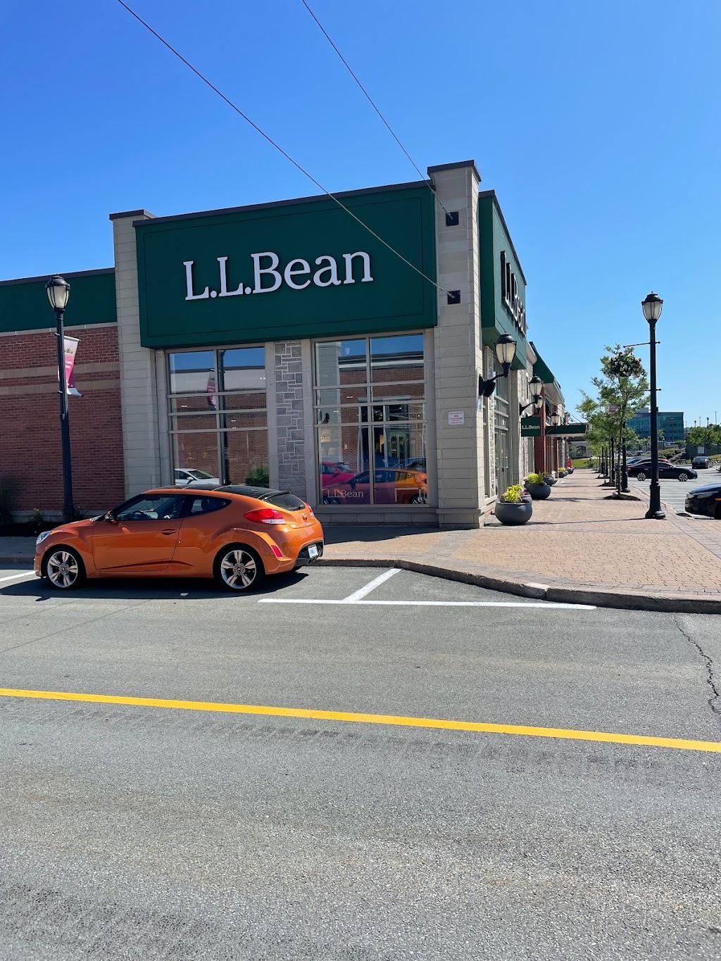 L.L.Bean | Dartmouth Crossing, 174 Hector Gate, Dartmouth, NS B3B 0C6, Canada | Phone: (902) 493-3489