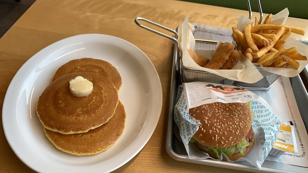 A&W Canada | 20811 Lougheed Hwy, Maple Ridge, BC V2X 2R2, Canada | Phone: (604) 380-3030