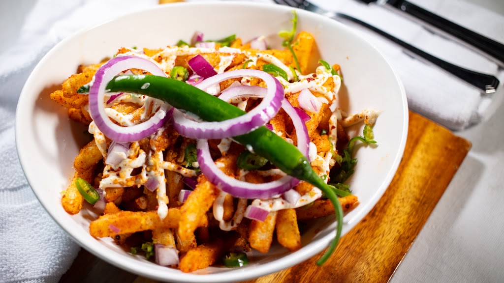 Hardy Johns Bar & Grill | 50 Taunton Rd E Unit 1, Oshawa, ON L1G 3T7, Canada | Phone: (905) 240-4800