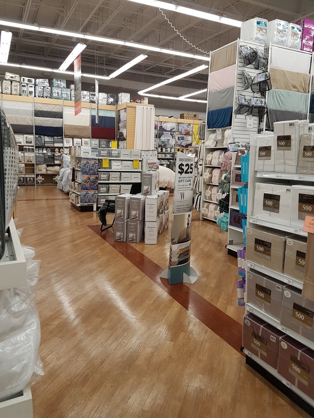 Bed Bath & Beyond | 145 E Hills Blvd SE Ste 40, Calgary, AB T2A 6Z8, Canada | Phone: (403) 248-0581