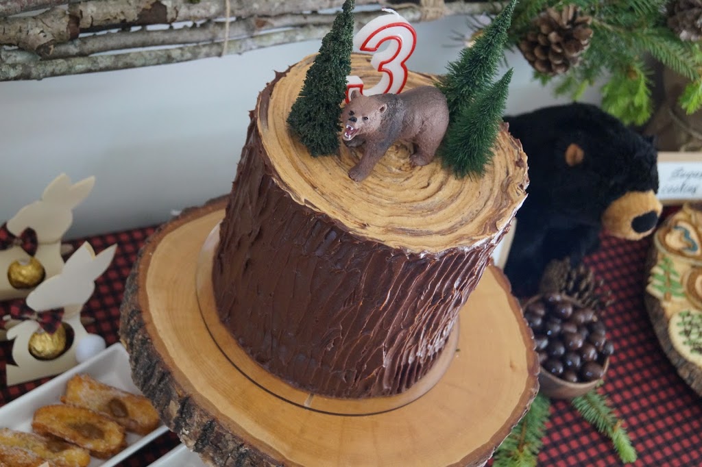 Azucar Cakes | 700 Demel Pl, Victoria, BC V9C 3L6, Canada | Phone: (778) 677-0336