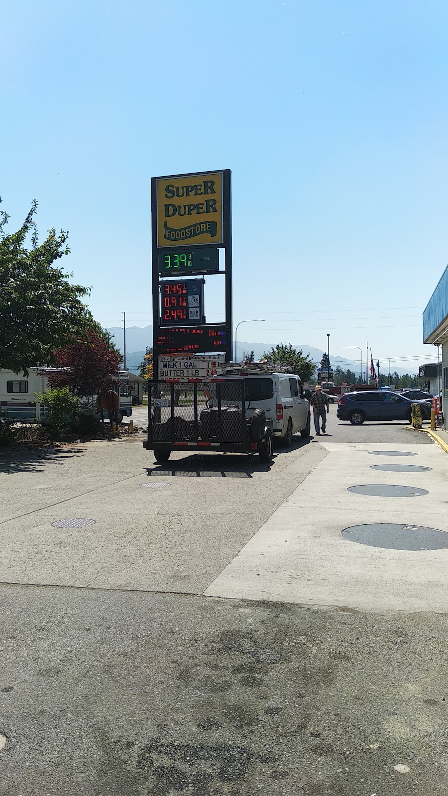 Super Duper | 1015 Cherry St, Sumas, WA 98295, USA | Phone: (360) 988-9205
