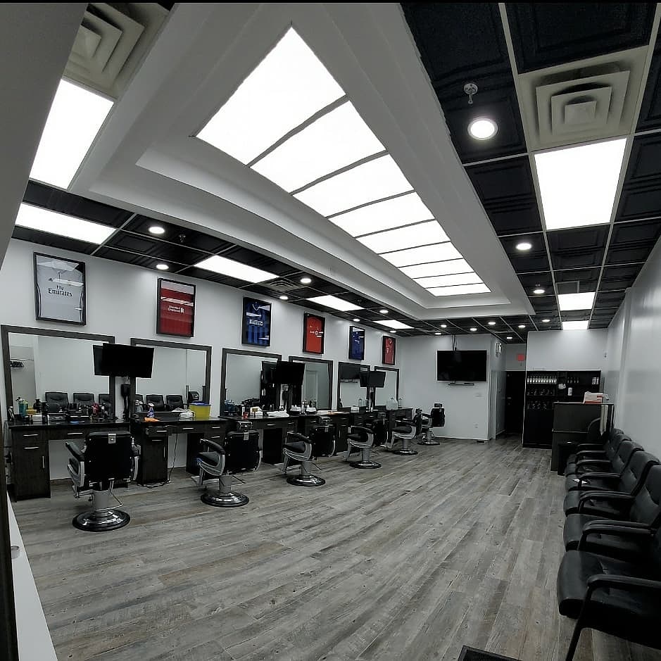 Walkers Barber Shop Mississauga | 4120 Dixie Rd #7, Mississauga, ON L4W 4V8, Canada | Phone: (905) 206-9100
