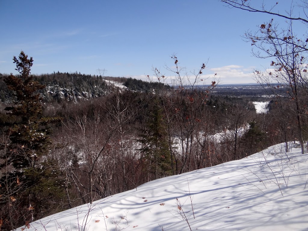 Vallée Rocanigan | 690 Chem. de Sainte-Flore, Shawinigan, QC G9T 5K5, Canada | Phone: (819) 698-6288