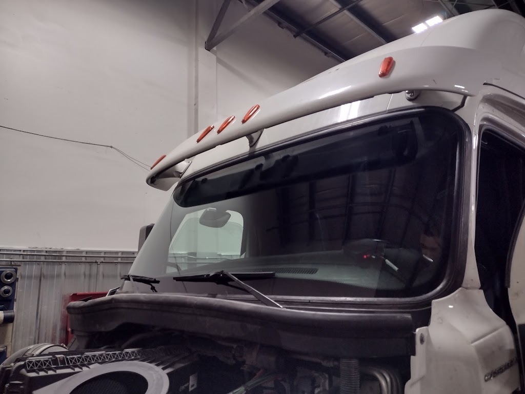 Allstar windshield ltd | 265 Skyview Ranch Way, Calgary, AB T3N 0A9, Canada | Phone: (587) 586-9001