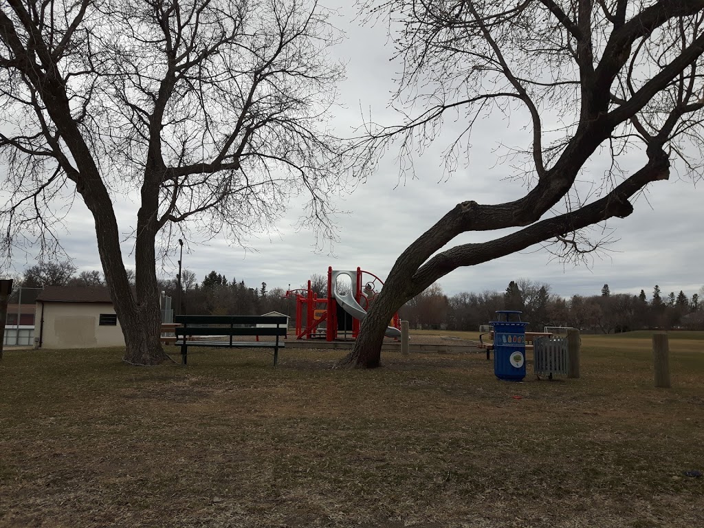 Bourkevale Park | 90 Ferry Rd, Winnipeg, MB R3J 1V7, Canada | Phone: (204) 888-1599