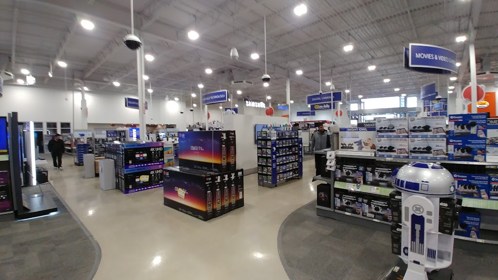 Best Buy | 10 Old Stock Yards Rd, Toronto, ON M6N 5G8, Canada | Phone: (416) 766-1577