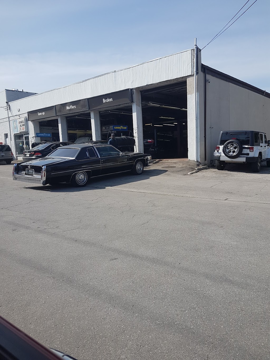 Autopolis Auto Repair | 2833 Dufferin St, North York, ON M6B 3R9, Canada | Phone: (647) 350-4177