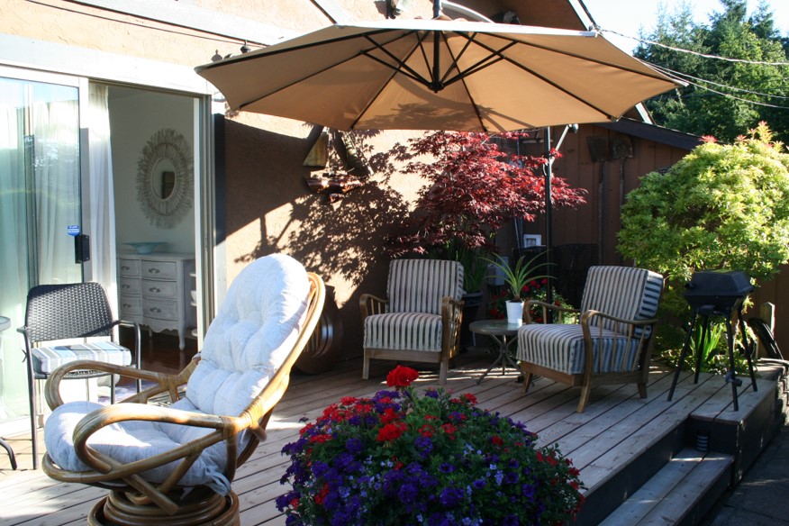 Island Views B & B | 5071 Seaview Dr, Bowser, BC V0R 1G0, Canada | Phone: (250) 757-9995