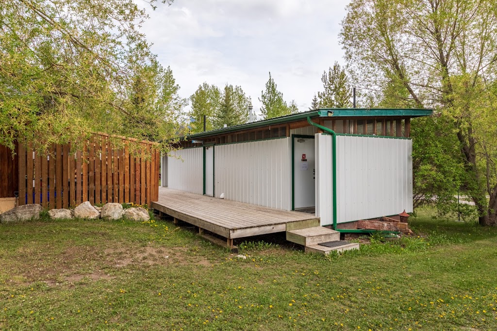 Quinn Creek Campground | 4430 BC-95, Parson, BC BC V0A 1L0, Canada | Phone: (250) 348-2252