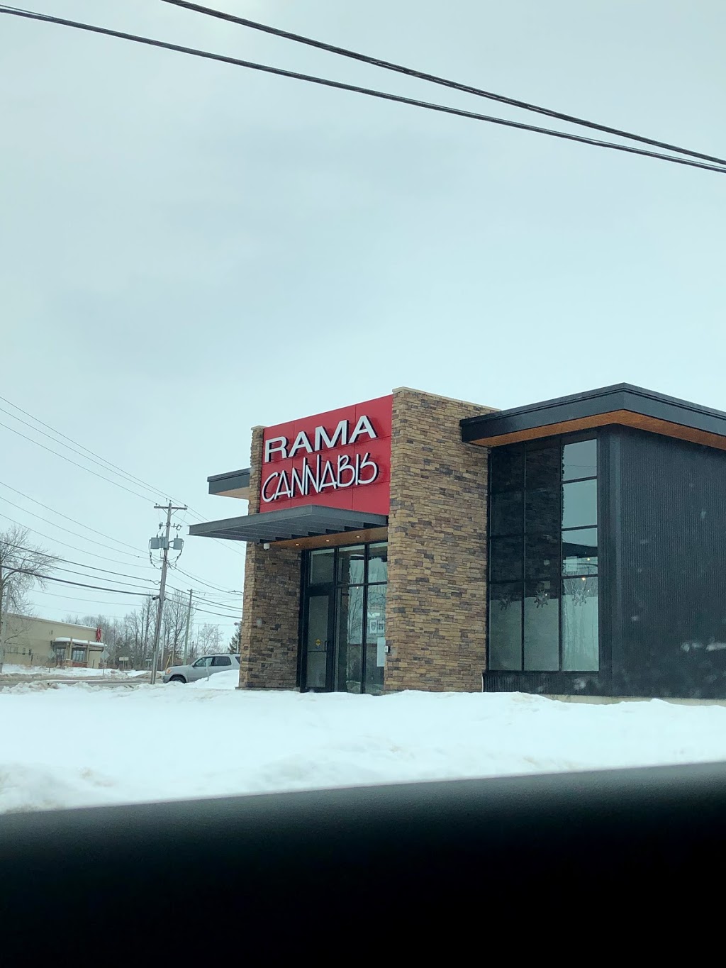 Rama Cannabis | 5988 Rama Rd, Orillia, ON L3V 6H6, Canada | Phone: (705) 326-0960