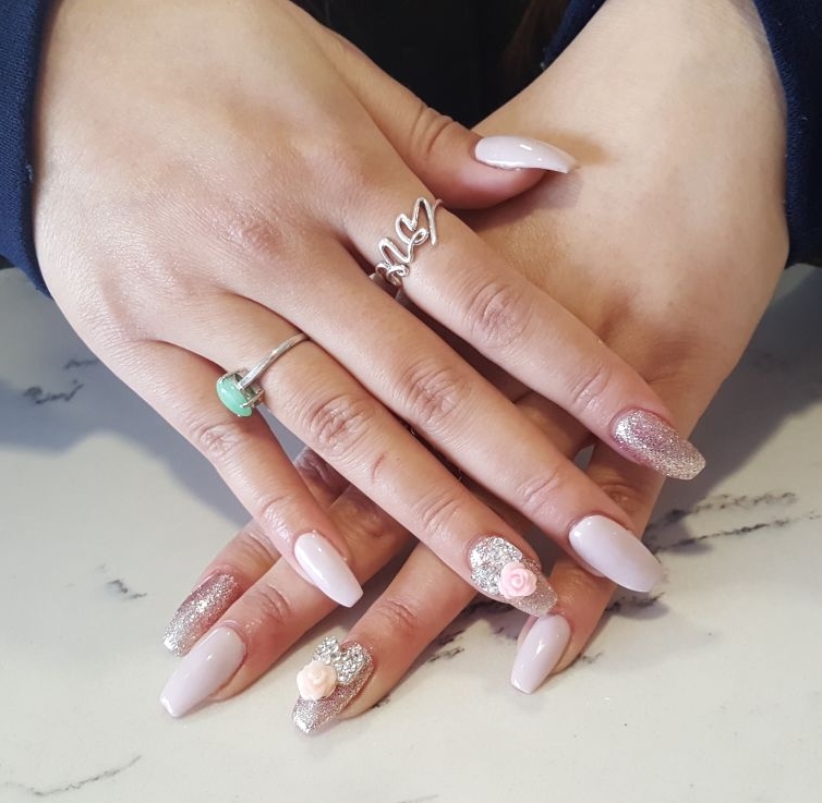 Nails For You | 101 Osler Dr, Dundas, ON L9H 6X4, Canada | Phone: (905) 627-0018