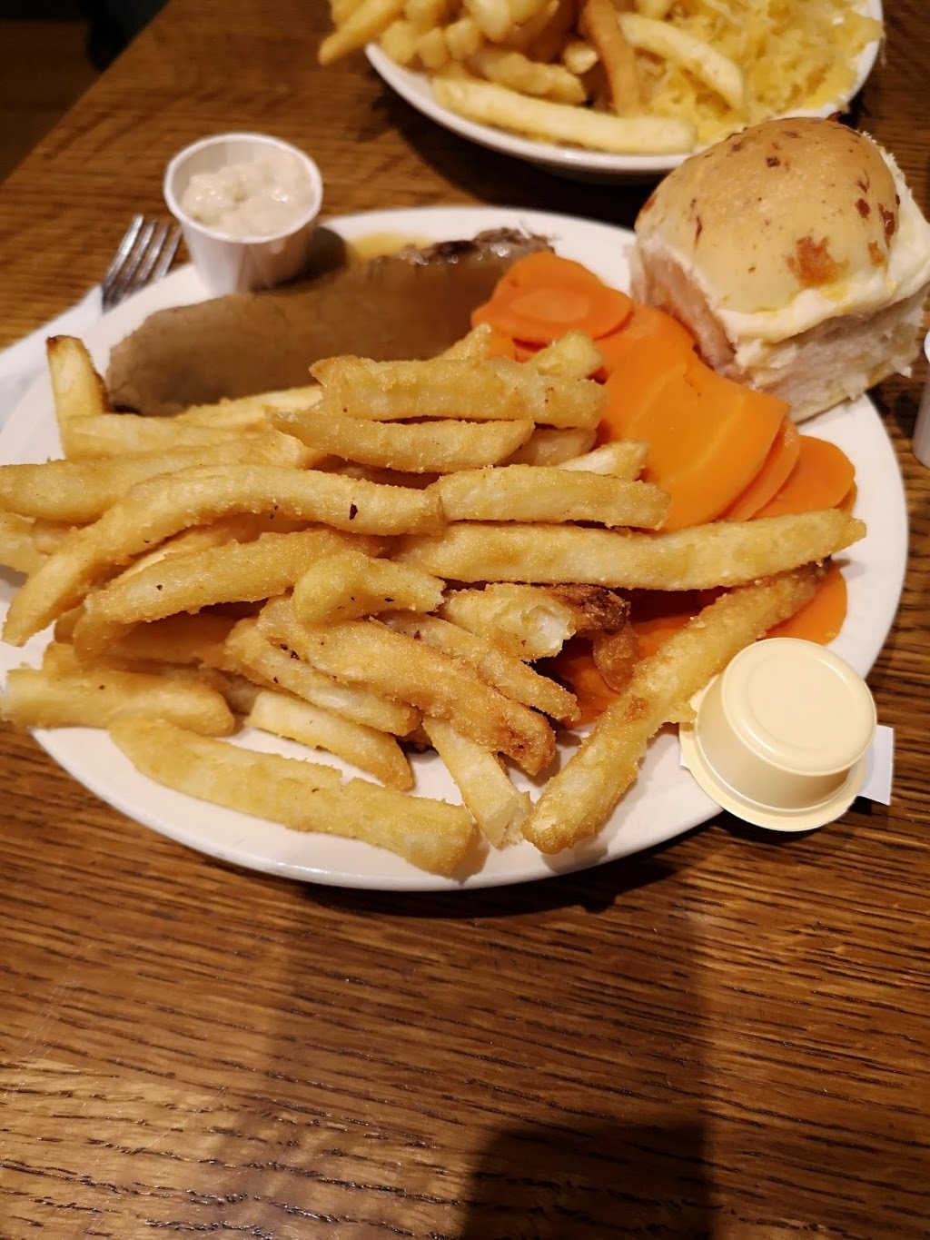 Anna Maes Bakery & Restaurant | 4060 Perth County Line 72, Millbank, ON N0K 1L0, Canada | Phone: (519) 595-4407