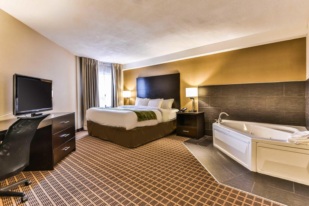 Comfort Inn | 2955 Dougall Ave, Windsor, ON N9E 1S1, Canada | Phone: (519) 966-7800