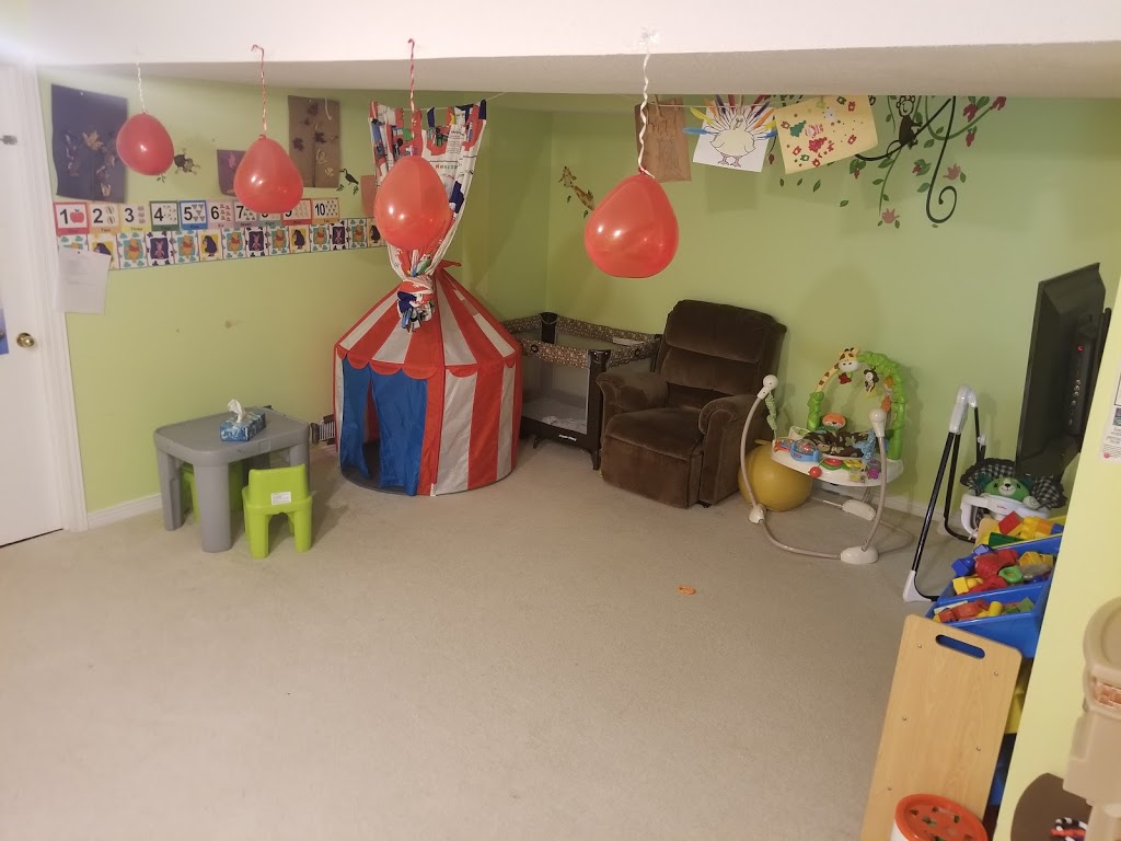 Happy Birds Daycare | 1496 Corsham Ave, Orléans, ON K4A 3M6, Canada | Phone: (613) 841-3771