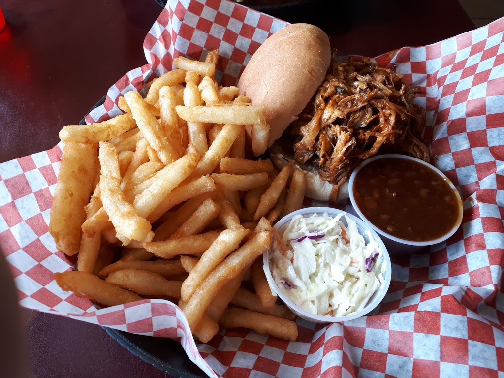 Big Bone BBQ and Wicked Wings | 190 Minets Point Rd, Barrie, ON L4N 4C3, Canada | Phone: (705) 733-2663