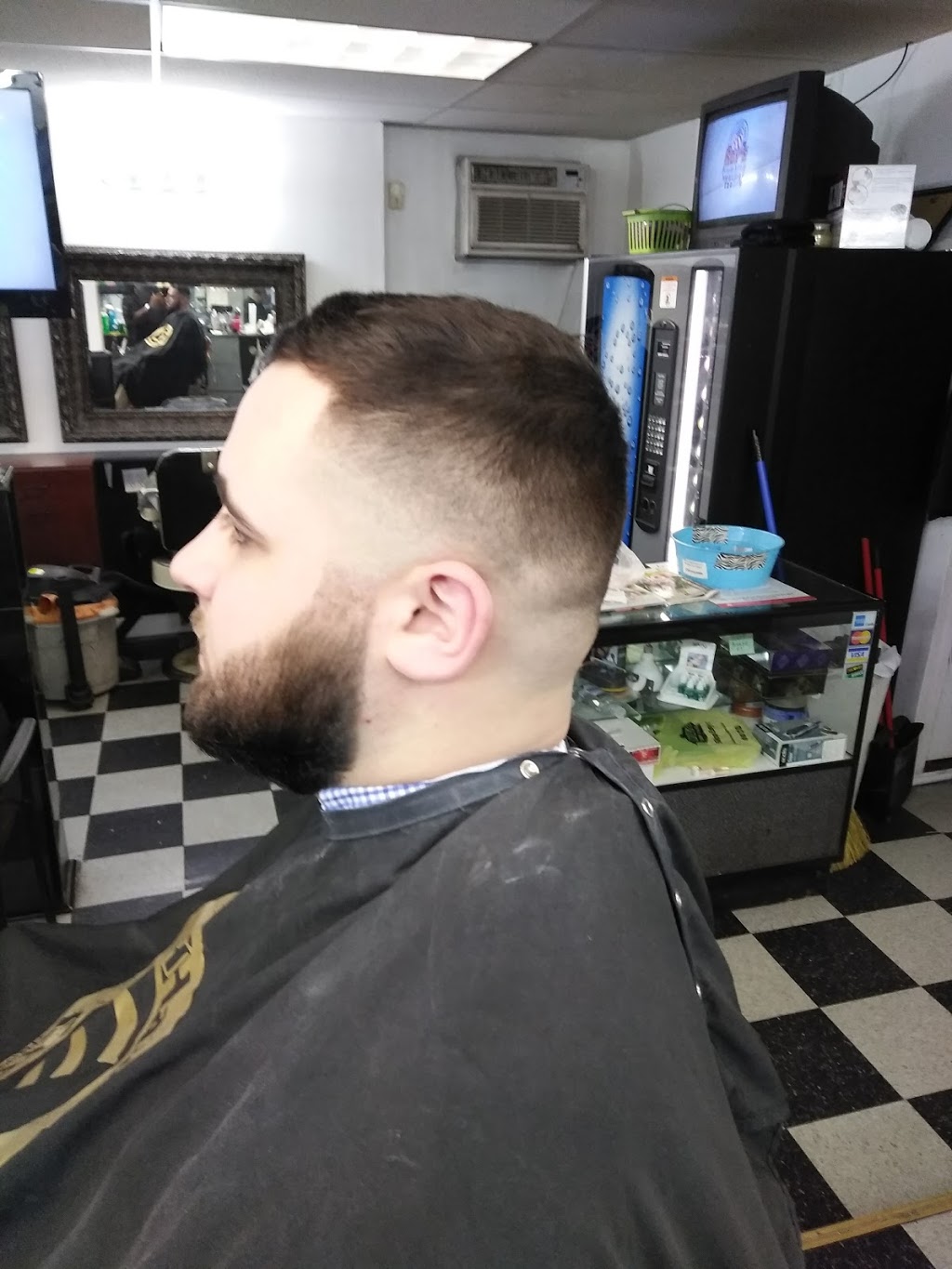 Elite Hair Creations | 2612 Main St, Buffalo, NY 14214, USA | Phone: (716) 833-8648