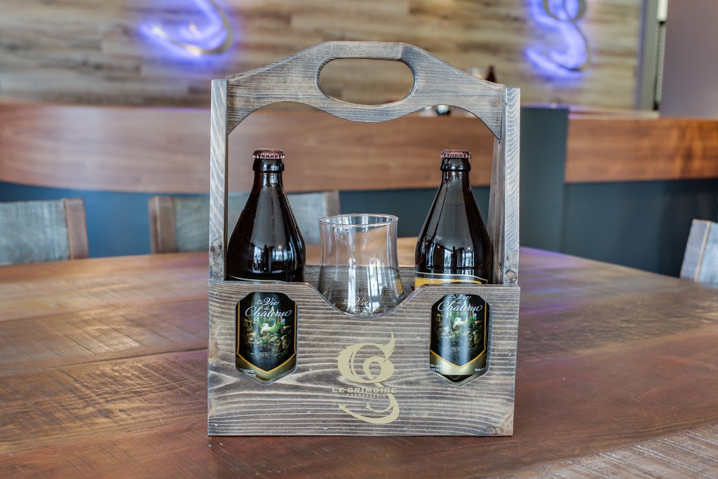 Microbrasserie Le Grimoire (Fabrique-Boutique-Salon) | 1546 Rue Principale, Granby, QC J2J 0S6, Canada | Phone: (450) 372-7079