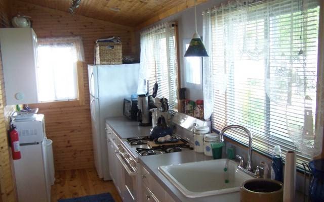 Wings Over the Lake | 2924 Lakeshore Rd, Applegate, MI 48401, USA | Phone: (810) 359-2800