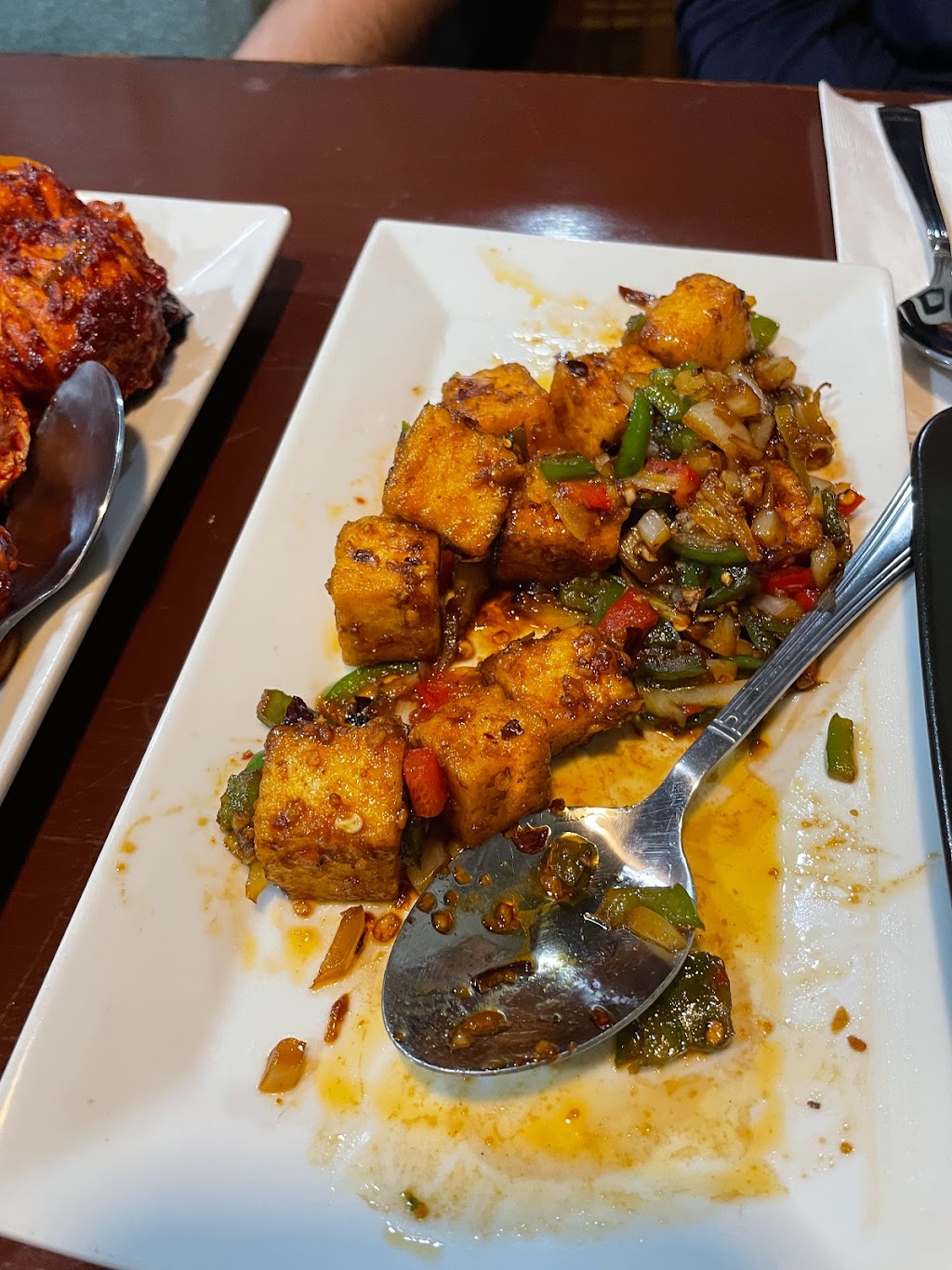 Hakka Rise & MoMo House | 3537 Fairview St unit 3, Burlington, ON L7N 2R4, Canada | Phone: (905) 681-8500