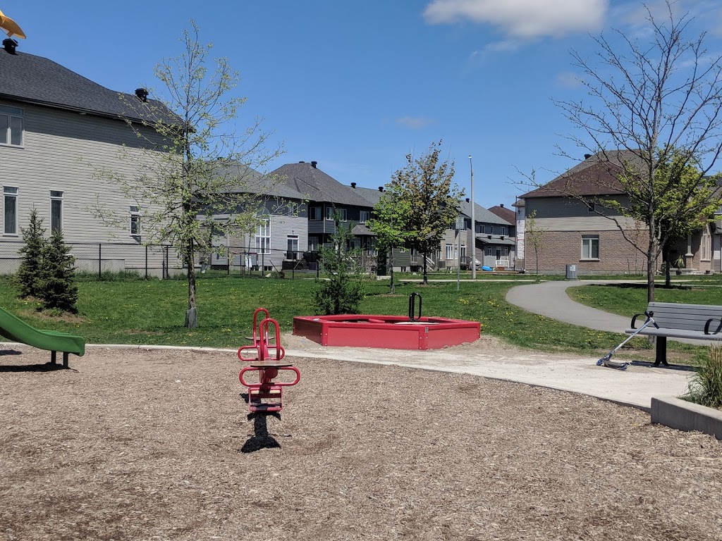Hibiscus Park | 1016-1036 Cobble Hill Dr, Nepean, ON K2J 5P8, Canada
