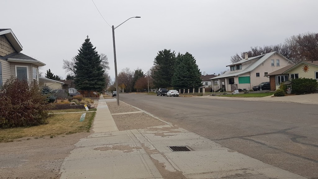 Borders Edge Inc | 204 Main St NW, Milk River, AB T0K 1M0, Canada | Phone: (403) 647-2235