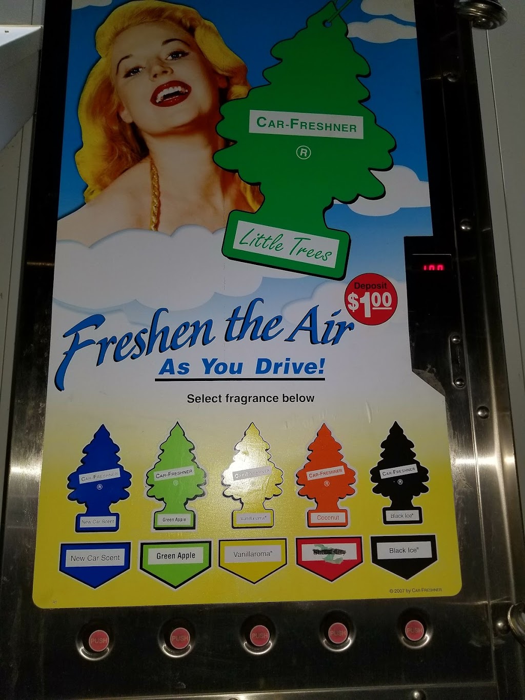 What A Wash Kingston | 473 Rideau St, Kingston, ON K7K 3B2, Canada | Phone: (613) 544-6284