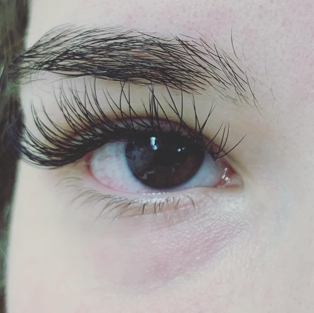 She Aint Me Lashes and Nails | 164 Hamilton Regional Rd 8, Stoney Creek, ON L8G 1C3, Canada | Phone: (905) 966-5364