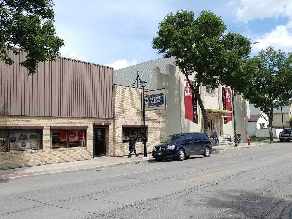 Gunns Bakery | 247 Selkirk Ave, Winnipeg, MB R2W 2L5, Canada | Phone: (204) 582-2364