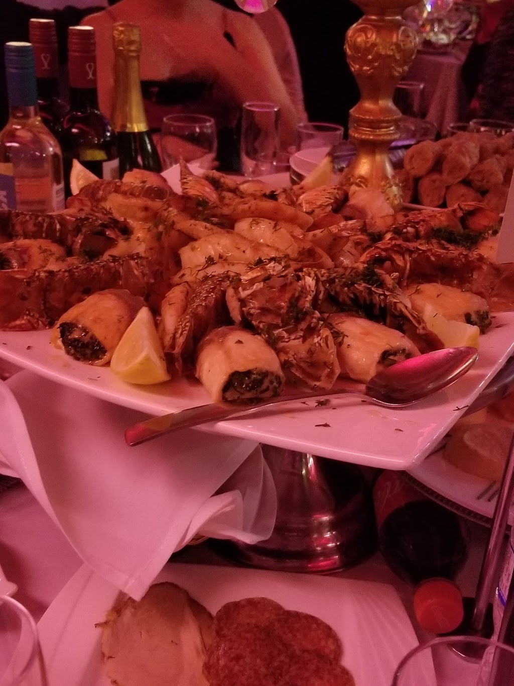 Amulet Restaurant & Banquet Hall | 4700 Dufferin St, North York, ON M3H 5S7, Canada | Phone: (416) 663-7820