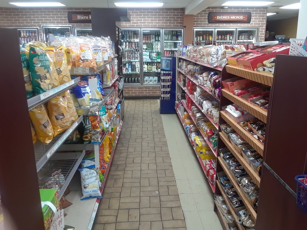 Marche D Alimentation | 11 Bd des Pins, Drummondville, QC J2C 1P3, Canada | Phone: (819) 478-5624
