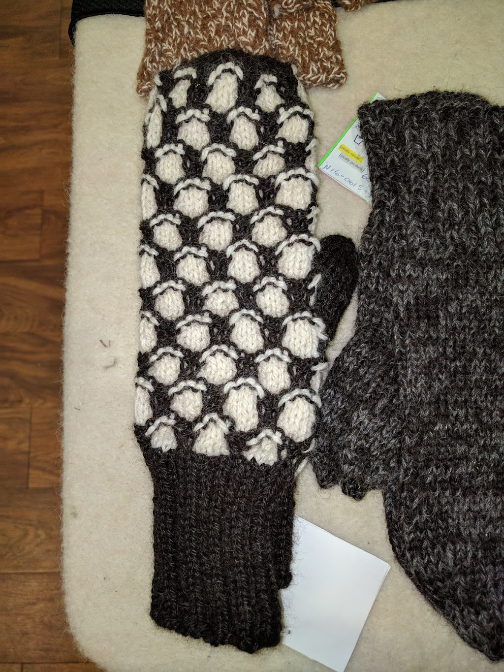 d2d alpaca wear studio | 260 Hwy 17, McKerrow, ON P0P 1M0, Canada | Phone: (705) 507-5152