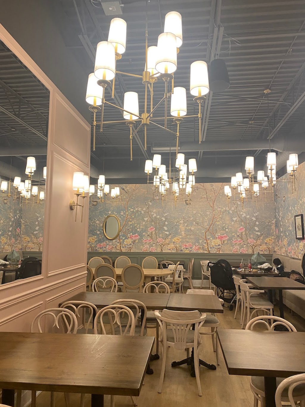 MyKolachi Karahi & BBQ House | 3900 Eglinton Ave W unit 126, Mississauga, ON L5M 7N4, Canada | Phone: (905) 569-3900