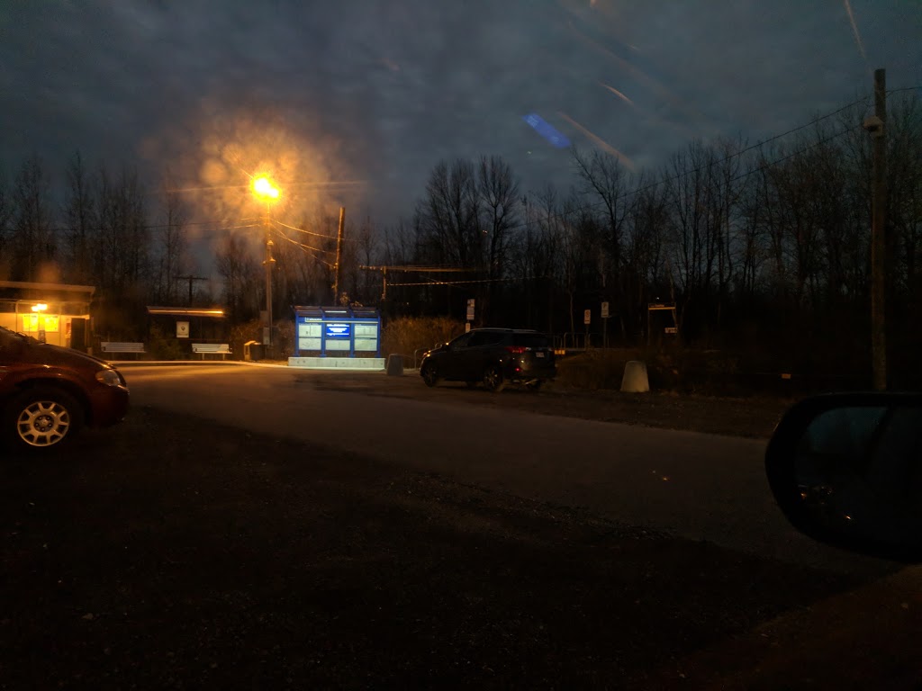 Stationnement incitatif EXO - Gare Candiac | 201 Rue de la Sorbonne, Saint-Philippe, QC J0L 2K0, Canada