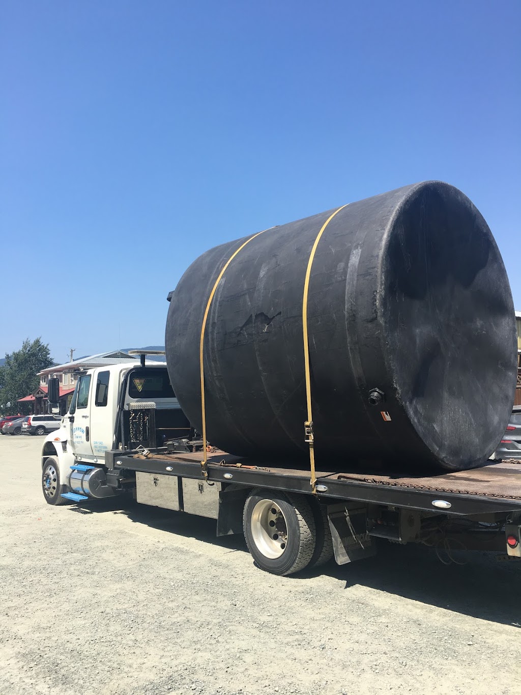 Yarrow towing | 5027 Browne Rd, Chilliwack, BC V2R 4R3, Canada | Phone: (604) 701-9807