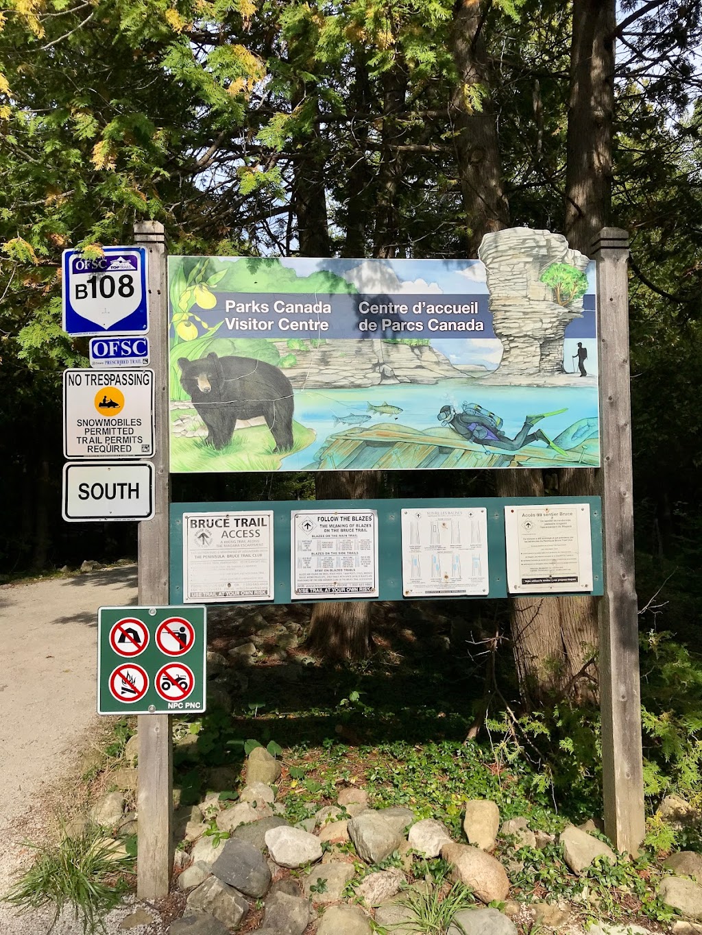 Parks Canada Visitor Centre | 120 Chi sin tib dek Rd, Tobermory, ON N0H 2R0, Canada | Phone: (519) 596-2233