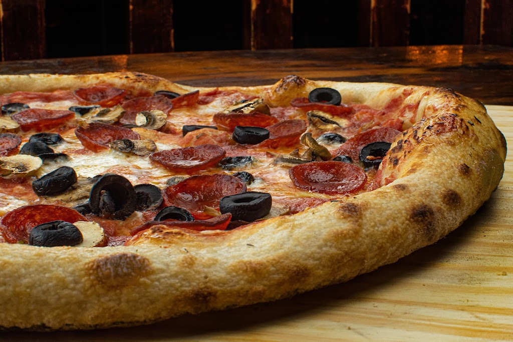 Pizza Azul | 1585 Dundas St W, Toronto, ON M6K 1T9, Canada | Phone: (416) 532-8877
