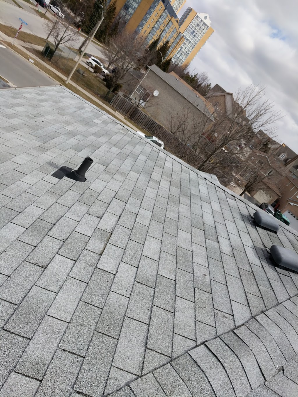 RoofRepairs.ca | 1299 St Marys Ave, Mississauga, ON L5E 1H8, Canada | Phone: (416) 558-9621