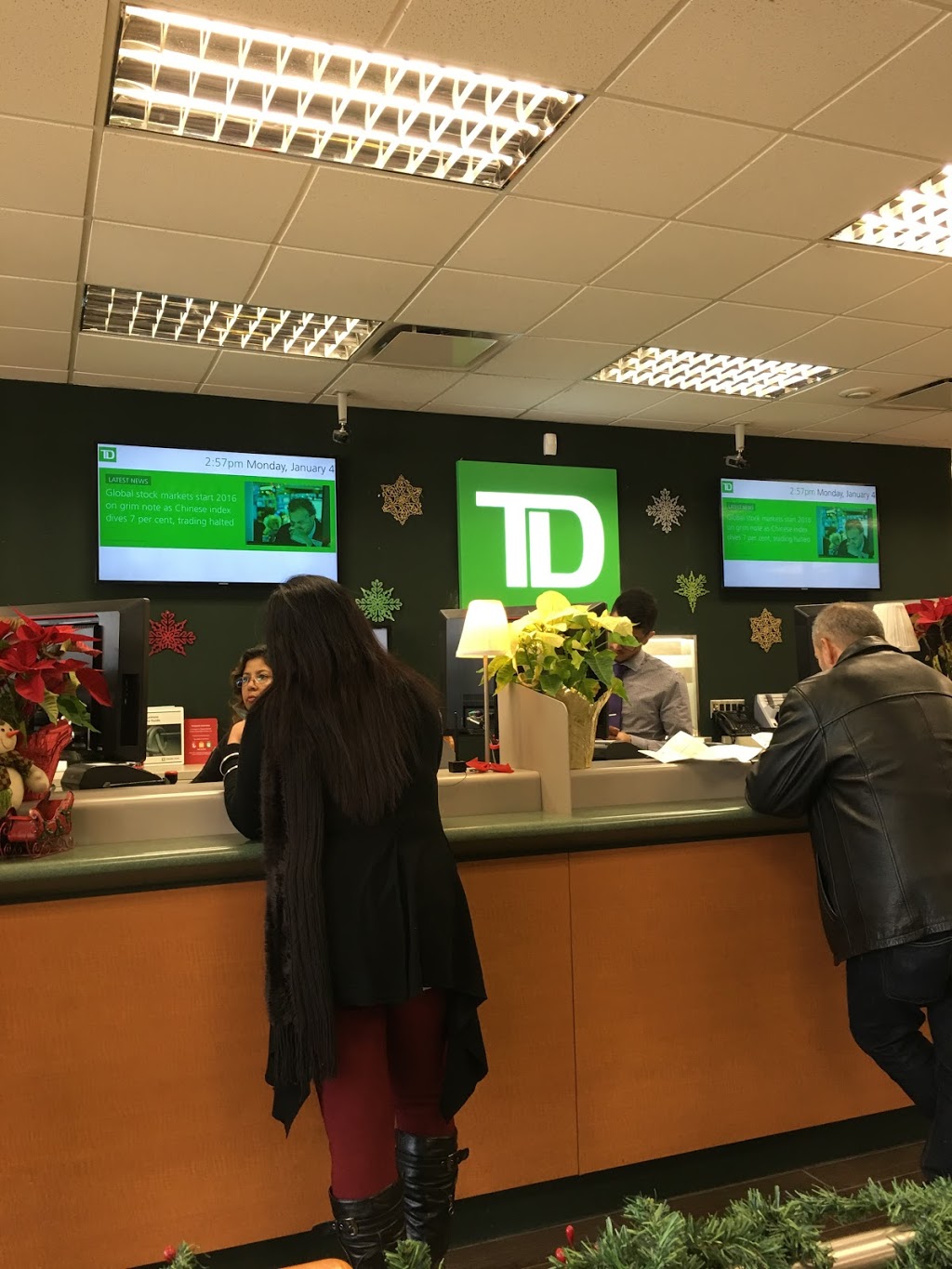 TD Canada Trust Branch and ATM | atm | 510 St Clair Ave W, Toronto, ON M6C 1A2, Canada | 4166533507 OR +1 416-653-3507