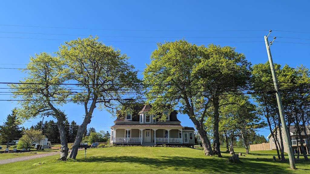 Points East Coastal Inn | 5749 St Peters Rd, Saint Peters Bay, PE C0A 2A0, Canada | Phone: (902) 961-3004