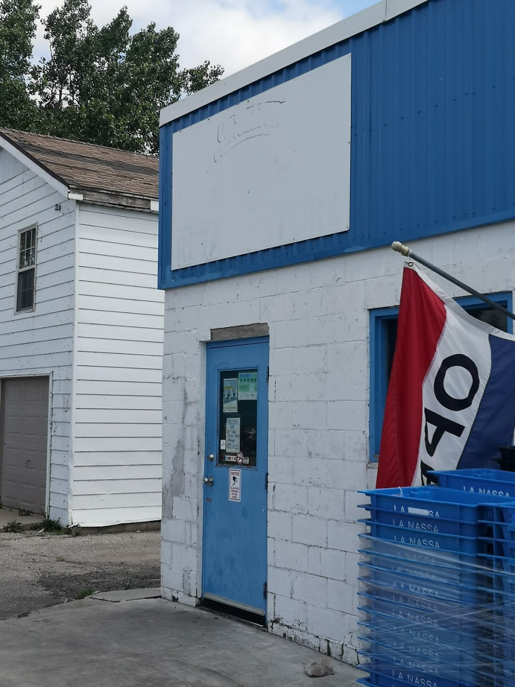 La Nassa Foods Retail Store | Dock, Kingsville, Kingsville, ON N9Y 2E1, Canada | Phone: (519) 733-2027