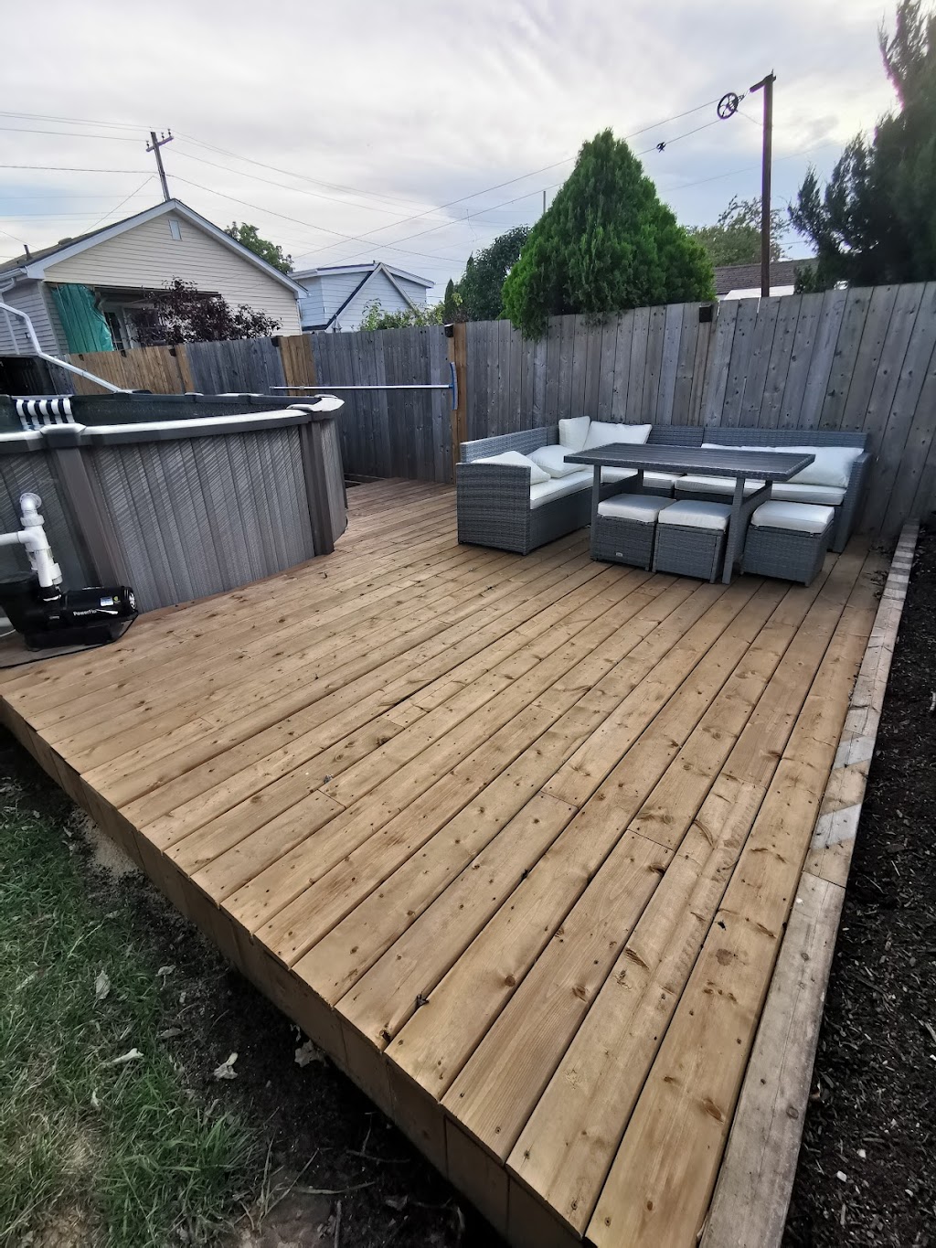 The Landscape Warriors | 753 Rennie St, Hamilton, ON L8H 3R4, Canada | Phone: (905) 516-4090