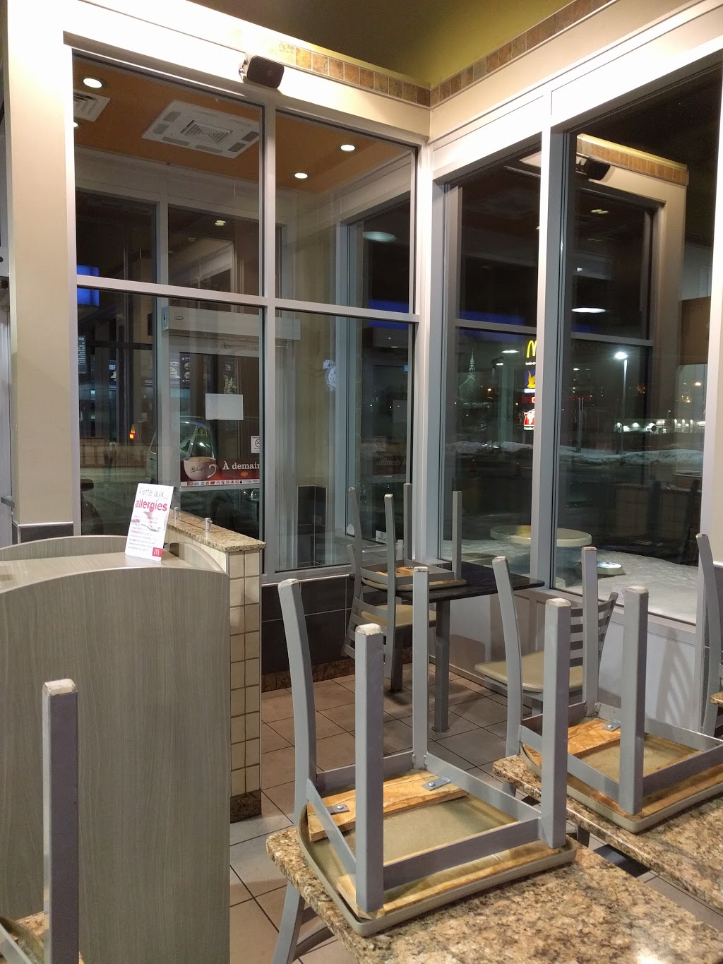 McDonalds | 1051 Route Louis-Cyr, Saint-Jean-de-Matha, QC J0K 2S0, Canada | Phone: (450) 886-0161